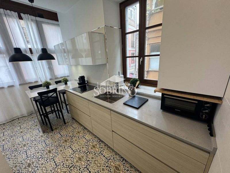 Foto f946151a-0ba0-4543-aadd-0d6e03d9e517. Flat in calle mercaderes 1 in Llanes pueblo Llanes