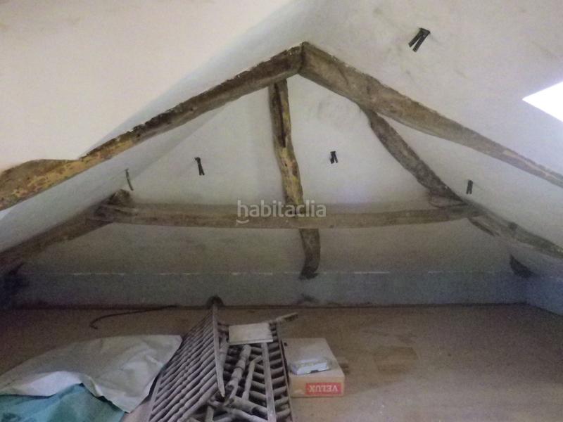 Foto 6be048f6-e88a-43db-9470-3ad8c70a8f1f. Masia amb aparcament a Ourol