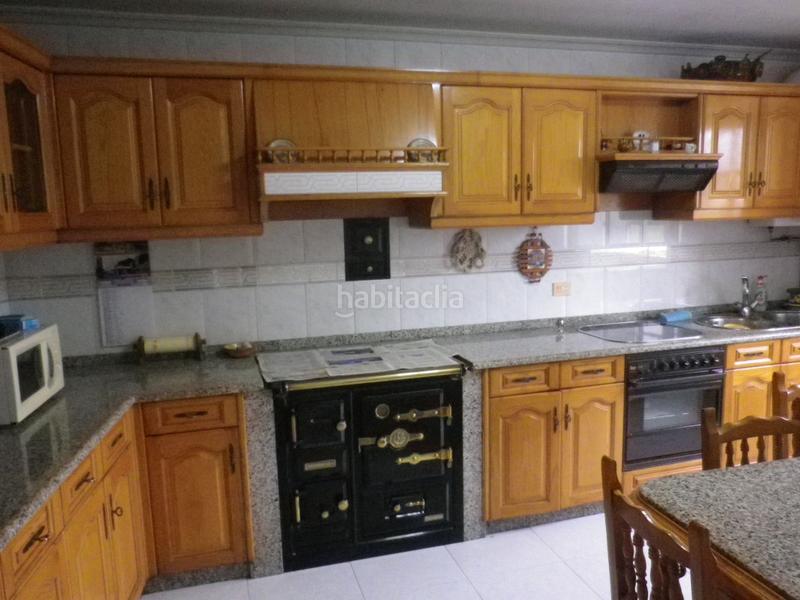 Foto e5475906-844a-4fb1-aab5-4fbce956c397. Casa conjunto de 2 casas en Cervo