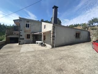 Casa en Ourol. Casa de piedra rehabilitada