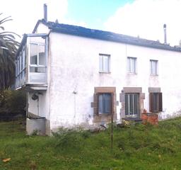 Casa in Viveiro. Casa aislada lista para vivir con mucho  terreno