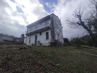 Maison à Ourol. Casa indiana