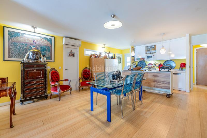 Foto a79560c7-e1f4-4986-9669-0fd7c6c23006. Penthouse in calle martinez catena 9 in Puerto Deportivo Fuengirola