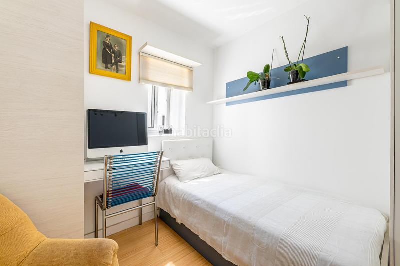 Foto d1aa8ba4-4b1a-4a02-8617-cfa4c8124f67. Penthouse in calle martinez catena 9 in Puerto Deportivo Fuengirola