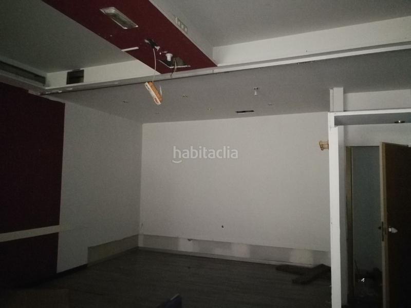 Foto e32594a3-3491-4097-80e7-1d3ff23ecd58. Rent business premise in rua eusebio da guarda 4 in Coruña (A)