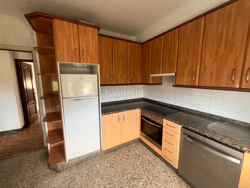 Foto 5f361adc-57cd-450f-b8b8-97a795ac1682. Rent flat in lugar rañas 85 in Someso - Matogrande Coruña (A)