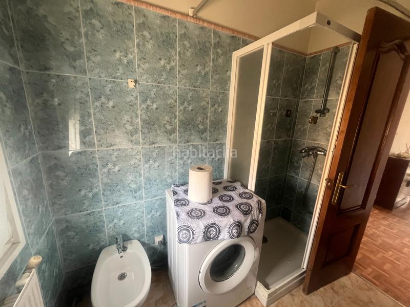 Foto bb1f75ba-85dc-4a3d-bade-af8735a25b4c. Rent flat in lugar rañas 85 in Someso - Matogrande Coruña (A)