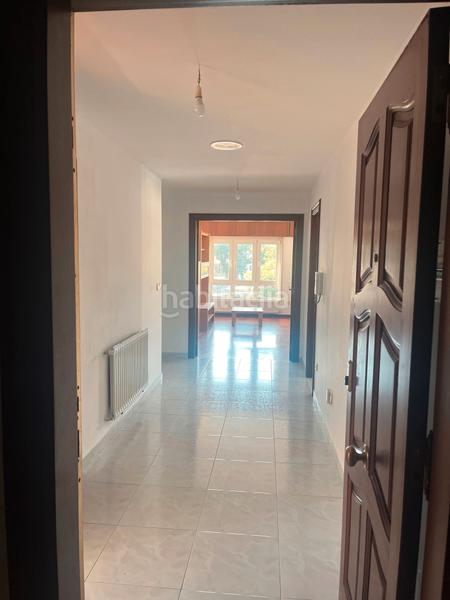 Foto 9e263045-d26b-45e6-add5-fef1f0e4ae9d. Location appartement avec chauffage parking dans Cerceda