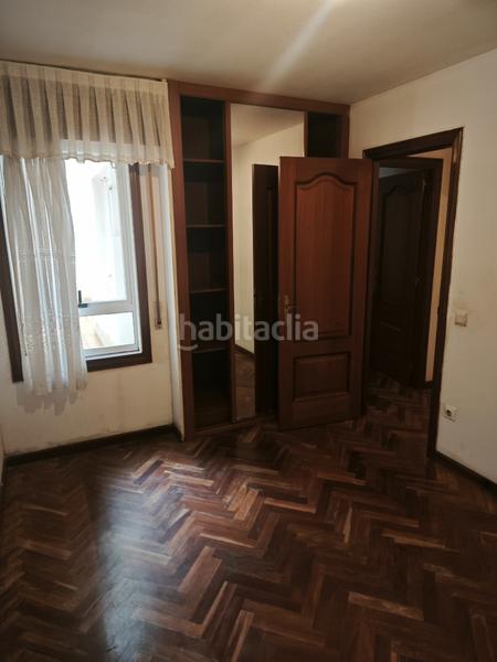 Foto 72a8d2e8-6db9-4ad6-8101-7057eb6f4f46. Piano terra in birloque 52 in Someso - Matogrande Coruña (A)