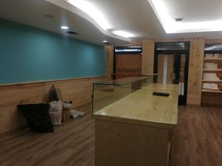 Alquiler Local Comercial en Avenida de oza 69