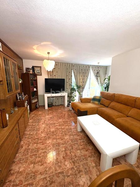 Foto 5b17837d-42e8-4abf-b579-15d3e441d8de. Flat with heating parking in Pradolongo Madrid