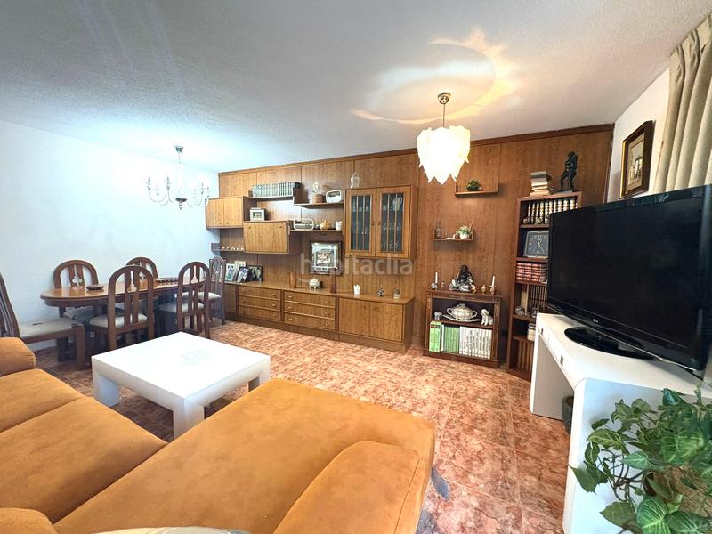 Foto 9e42e67b-d860-4d8c-bb3c-6d166bb7897b. Flat with heating parking in Pradolongo Madrid