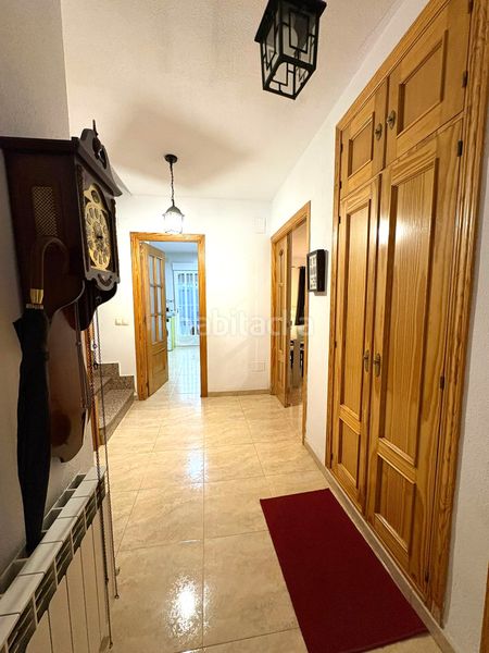 Foto 6cba8ab7-5b07-4148-8579-de841f113b03. Xalet amb aparcament a Yeles