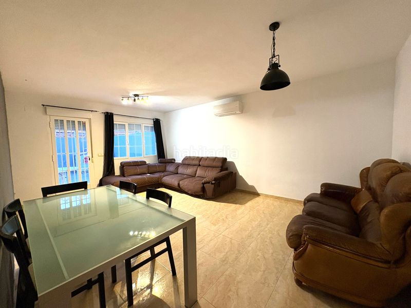 Foto a2b6b447-1c98-4cd3-bc4b-1ae296f9f128. Xalet amb aparcament a Yeles