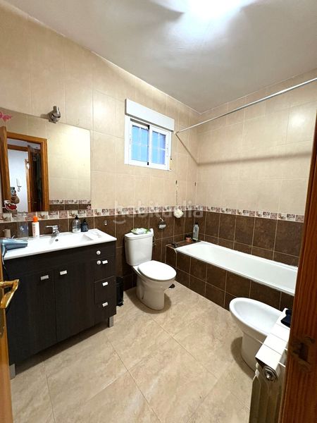 Foto e2e0705e-b6ee-491e-aebb-d1fdf26fbb01. Xalet amb aparcament a Yeles