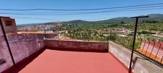 Casa adossada a Chert / Xert