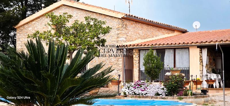 Foto e87ebc16-81b0-46e7-8c86-428e0dc1e2dd. Mas avec piscine dans Useres (les)