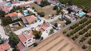Xalet a San Jorge. Chalet en urbanització planes del regne sant jordi con jardin y