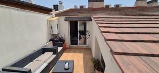 Duplex in Pueblo. Un amplio y luminoso apartamento dúplex ubicado en benicarló