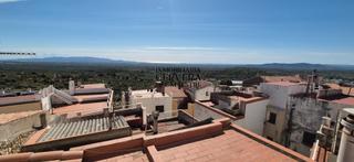 Reihenhaus in Rossell. Vivienda en rossell con magnificas vistas al mar y a la montaña