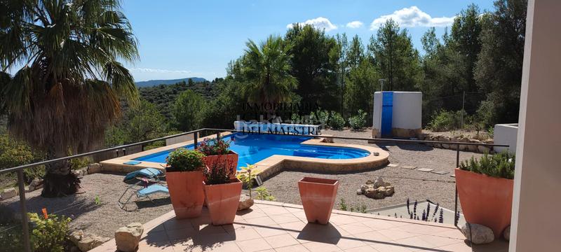 Foto 5823e9c1-3981-4435-b2a0-dd2e8ebd2162. Chalet  independiente con piscina en ubicación privilegiada con espectaculares vistas al mar en Cervera del Maestre