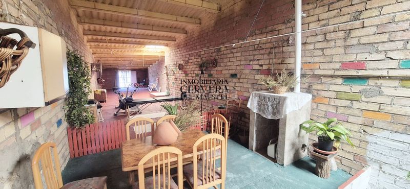 Foto 775a3f3e-f10e-4cef-84b9-039768e0b3e1. Casa adossada a Torre Endoménech