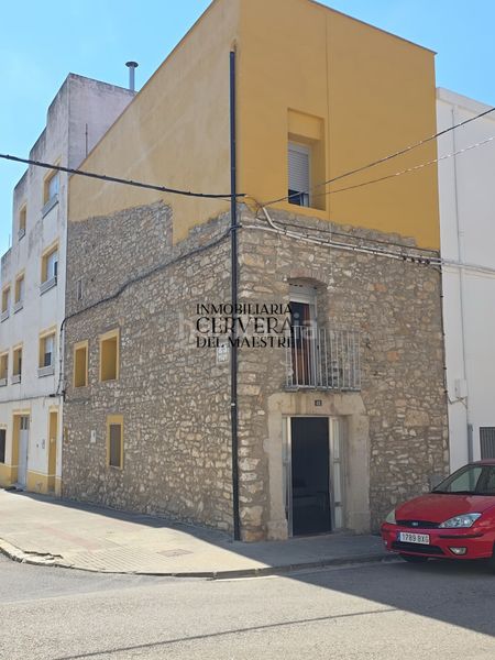 Foto 12756a57-cc36-40b4-960e-ab36a6d2257e. Casa aparellada a Xert