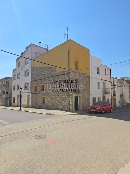 Foto 3db6e8bf-2d8a-4427-8801-8ce0245f300b. Casa aparellada a Xert