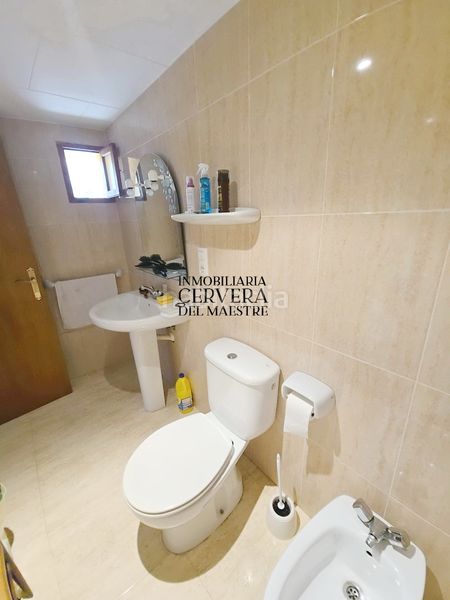 Foto afe8dbca-5d9e-4711-8cfd-0f5ec913561c. Casa aparellada a Xert
