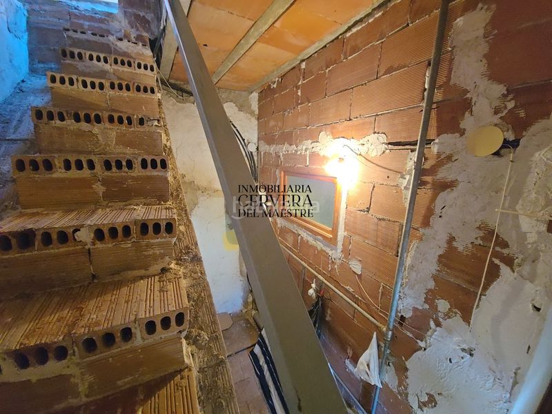 Foto d541cfff-1a06-4552-b351-67a7700c47ee. Casa aparellada a Xert