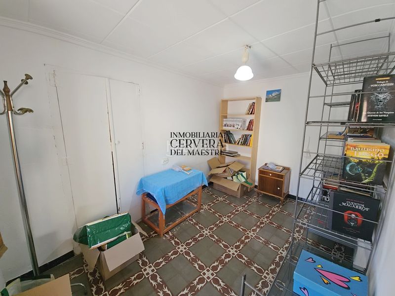 Foto dcabe711-cd8d-40e1-9b13-4158ee9fdc5b. Casa aparellada a Xert
