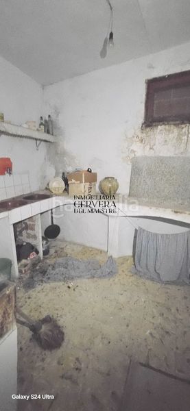 Foto 57cd86ec-d2a3-4f94-be3e-6ffcf3addd9a. Casa adossada a Xert