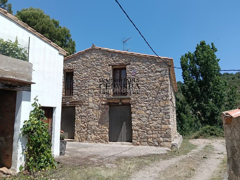 Foto 274a57ce-28ca-4a35-b8cf-38a2551516dc. Casa a Sierra Engarcerán