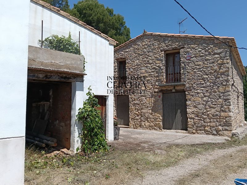 Foto aa830366-95bd-46fb-bded-443d0a5b5878. Casa a Sierra Engarcerán