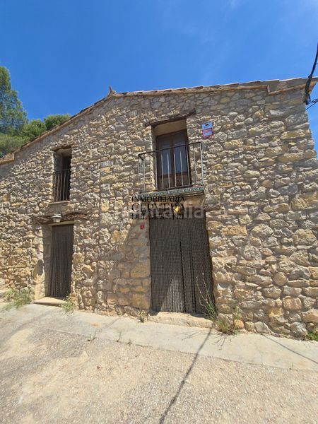 Foto abe347b1-17da-4aba-aaa6-8e81c6793573. Casa a Sierra Engarcerán