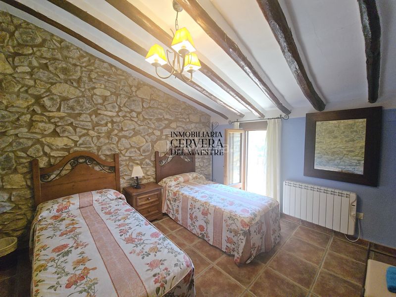 Foto e47d1efa-cf4e-42b1-aa46-cd68d4d71155. Casa a Sierra Engarcerán