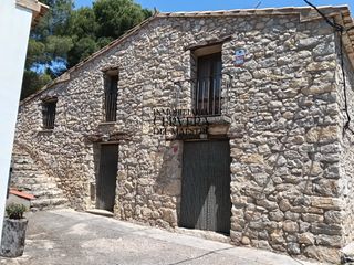 Maison à Sierra Engarcerán. Magnifica masia ubicada en plena naturaleza en sierra engarceran