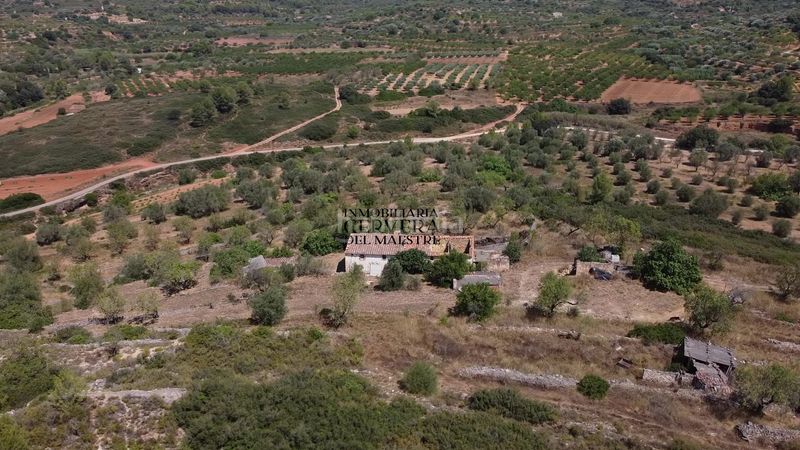 Foto 0f39137f-8150-4c13-99d6-71f17f1b6d4d. Masia a Vall d´Alba