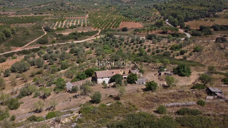 Foto ed386a46-18b0-44b8-b140-36555ead4840. Masia a Vall d´Alba