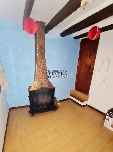 Foto eff31f16-16b9-45c4-89c3-db319dc900ec. Casa adossada a Xert