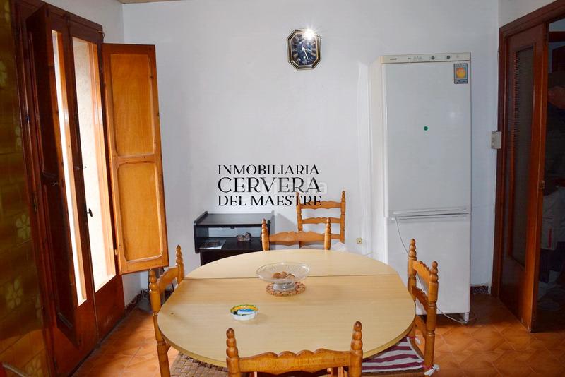 Foto 5aa634bd-b231-4d0e-bad7-78292382f57c. Casa adossada amb aparcament a Tírig