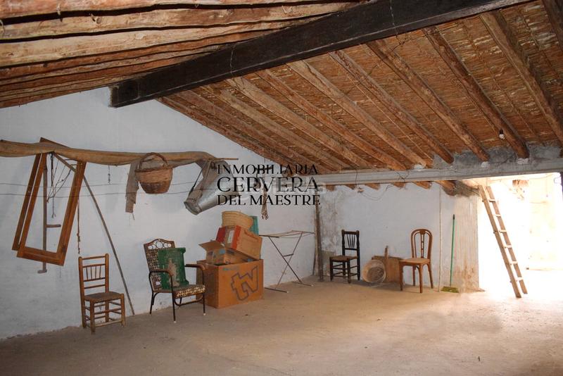 Foto 78919546-0ae7-40fc-a74c-755a1865b409. Casa adossada amb aparcament a Tírig