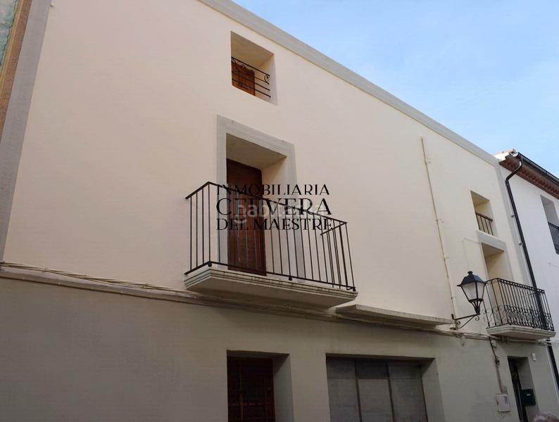 Foto b292c9af-b559-43db-a4d3-4ab383ed50d0. Casa adossada amb aparcament a Tírig