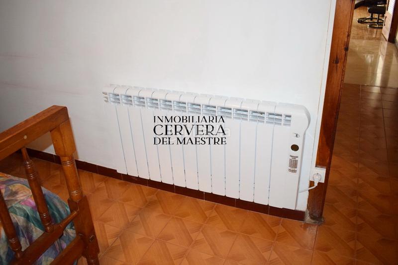 Foto b6875d95-f1fc-48c5-b3b4-d948faa53d33. Casa adossada amb aparcament a Tírig