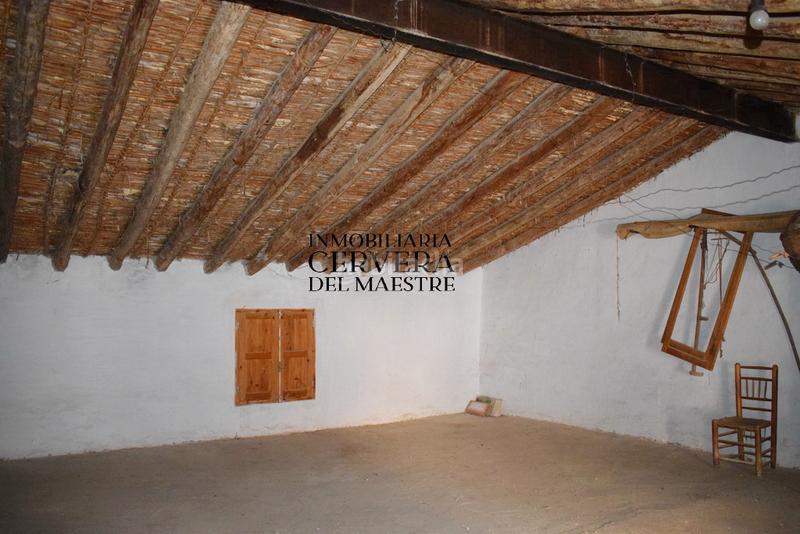 Foto da6de6be-2ad3-4431-9423-9d2beec19234. Casa adossada amb aparcament a Tírig