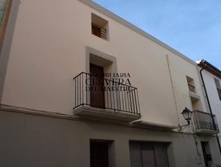 Casa adossada a Tírig
