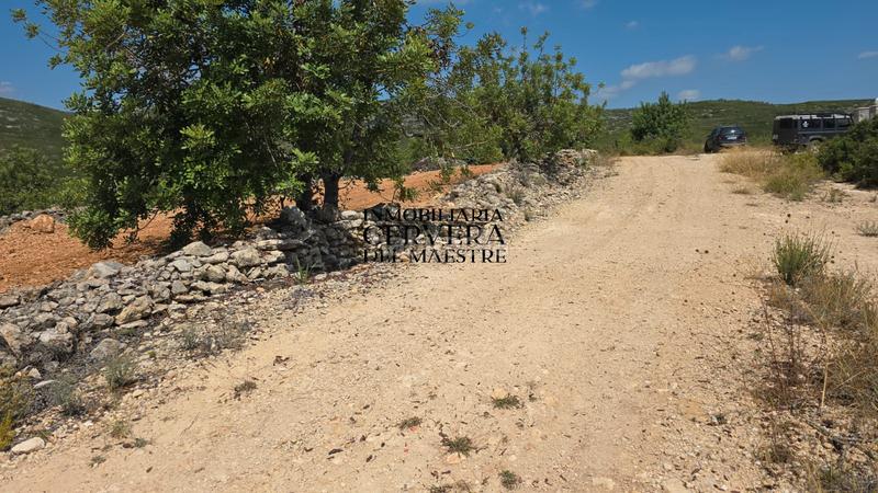 Foto e6ac27b9-3367-4911-9eaf-495e2303af7b. Finca rústica a Cervera del Maestre