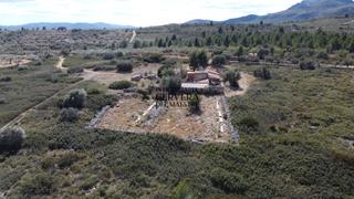 Masia a Canet lo Roig