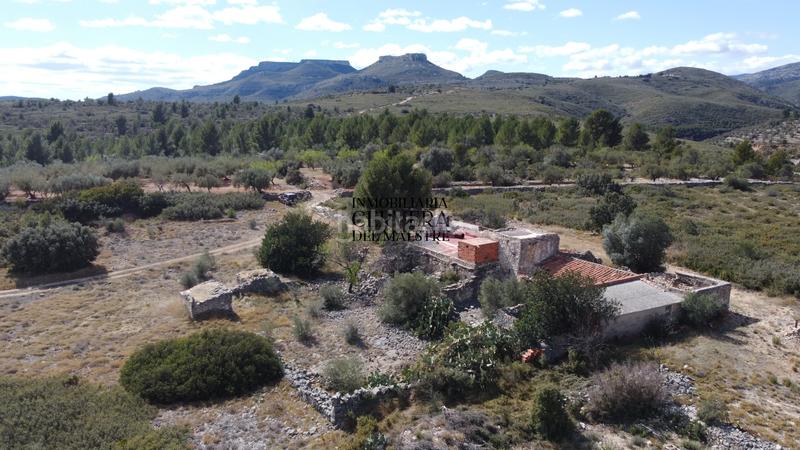 Foto 720e5808-cb20-402d-b919-f53809d6bb25. Masia a Canet lo Roig