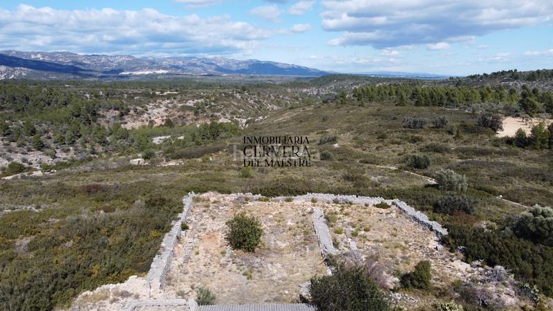 Foto b45249ba-5aa0-43de-b2d5-4475234d3fd1. Masia a Canet lo Roig